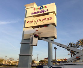 Pylon Sign Neutralization and Vacant Tenant Replacement Orange County