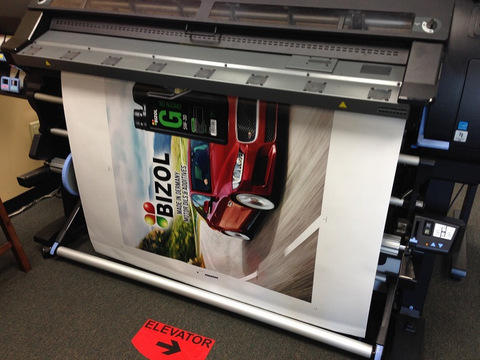 How are van graphics made?