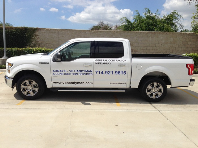 Vinyl Lettering for Vehicles in Orange County