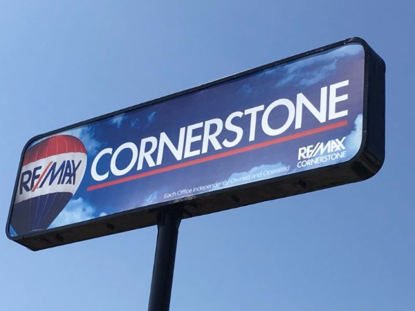 Panaflex pylon sign refacing in Orange County CA