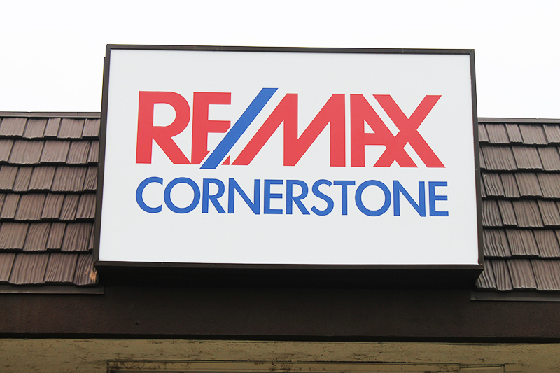 Realty Sign
