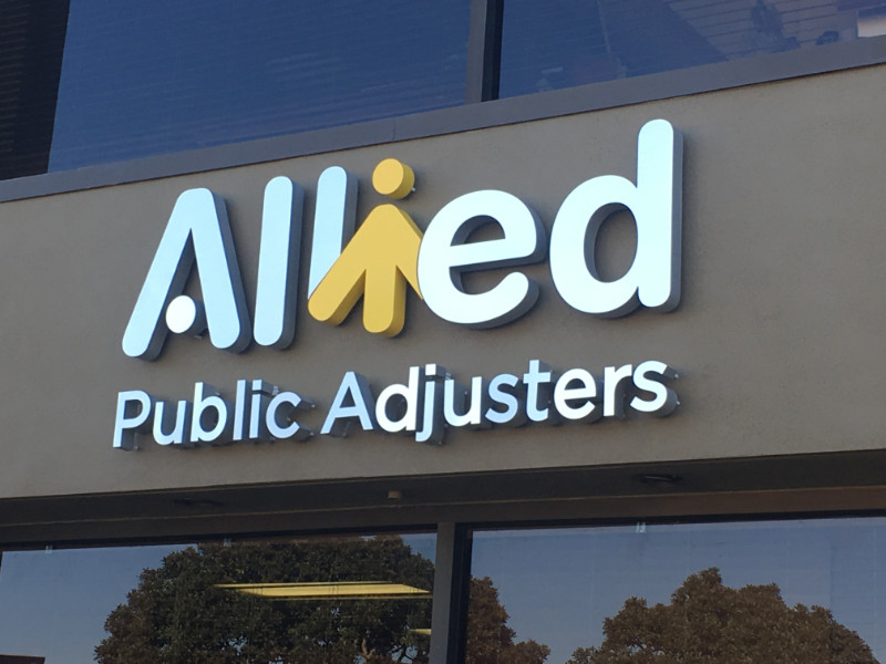 Reverse Halo Channel Letters