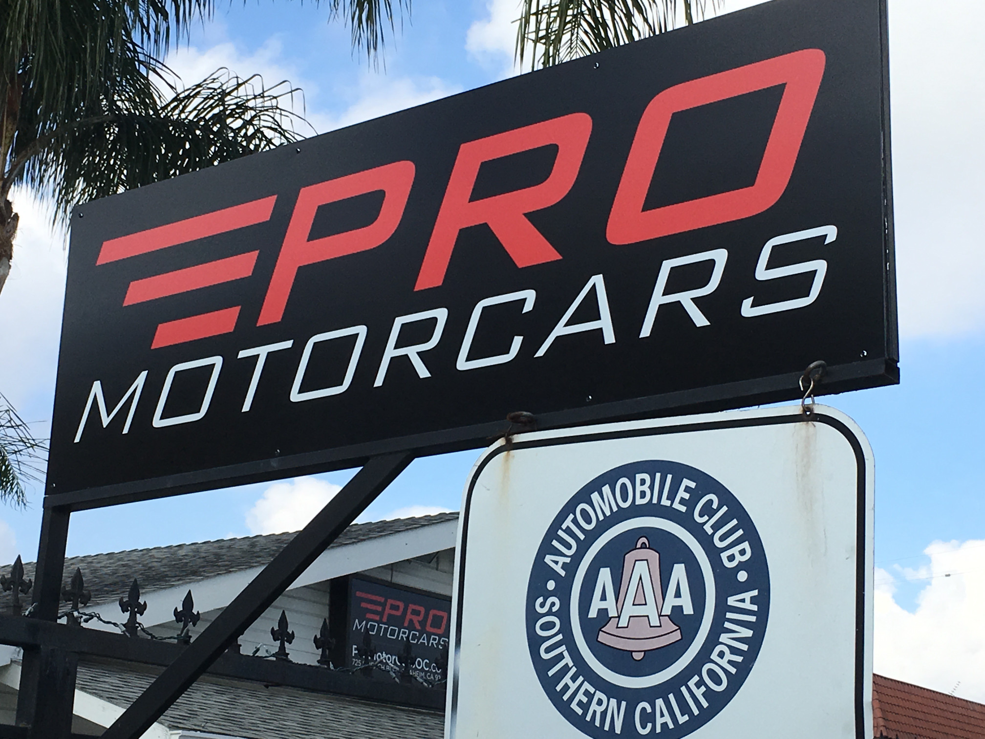 Blade signs pro motorcars