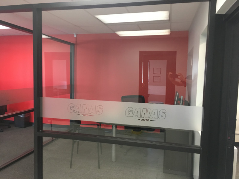 Interior glass graphics