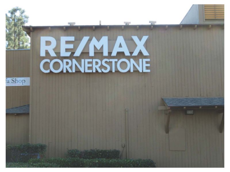 Building Signs for Real Estate Companies in Yorba Linda CA