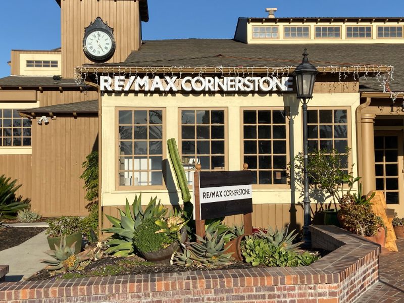 Lighted Building Lettering in Yorba Linda CA