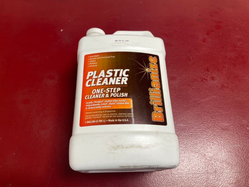 How to clean your clear acrylic sneeze guard shields in Orange County CA