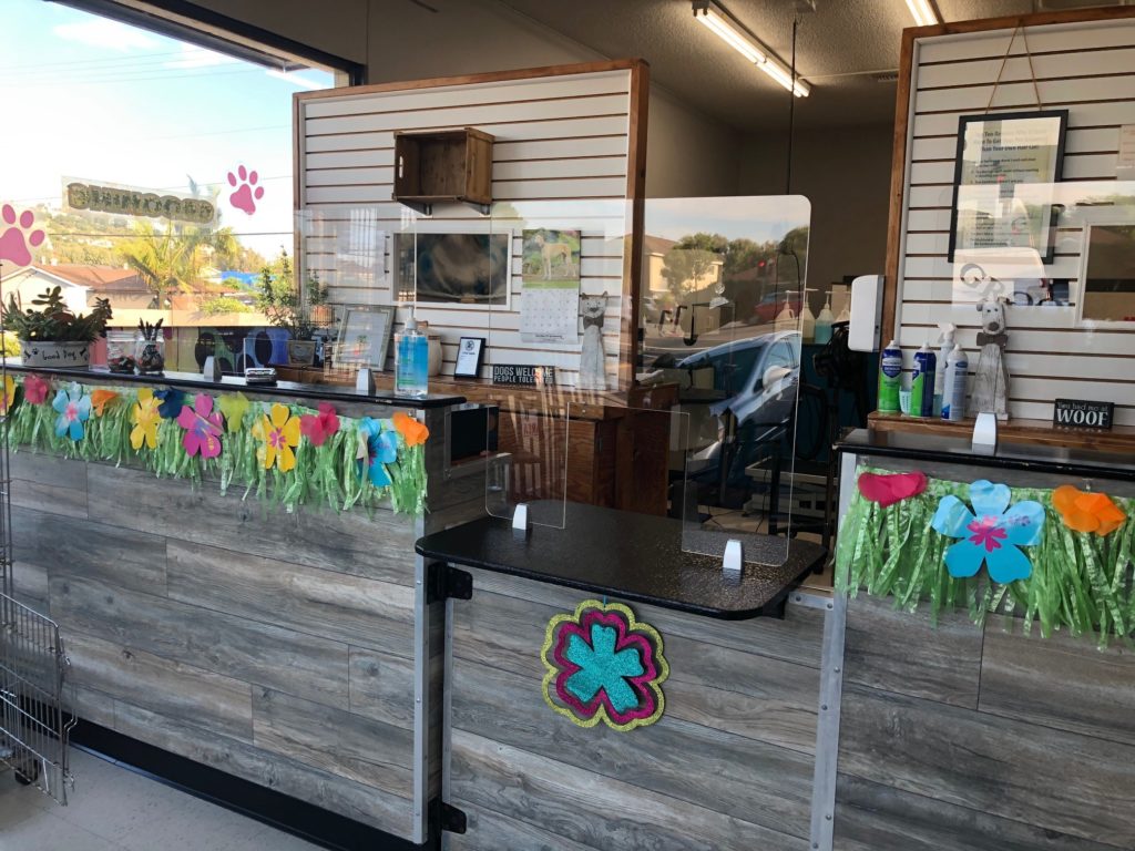 Clear Plexiglass Counter Shields in Anaheim CA