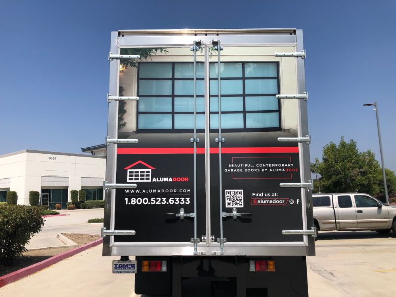 Box Truck Graphics in Orange County CA