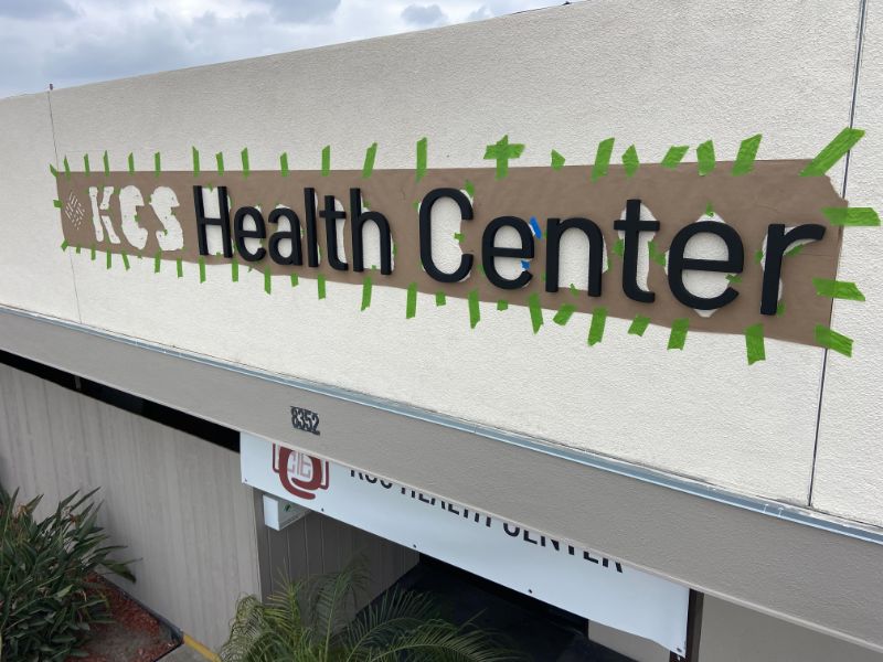 Sign installation in Orange County CA