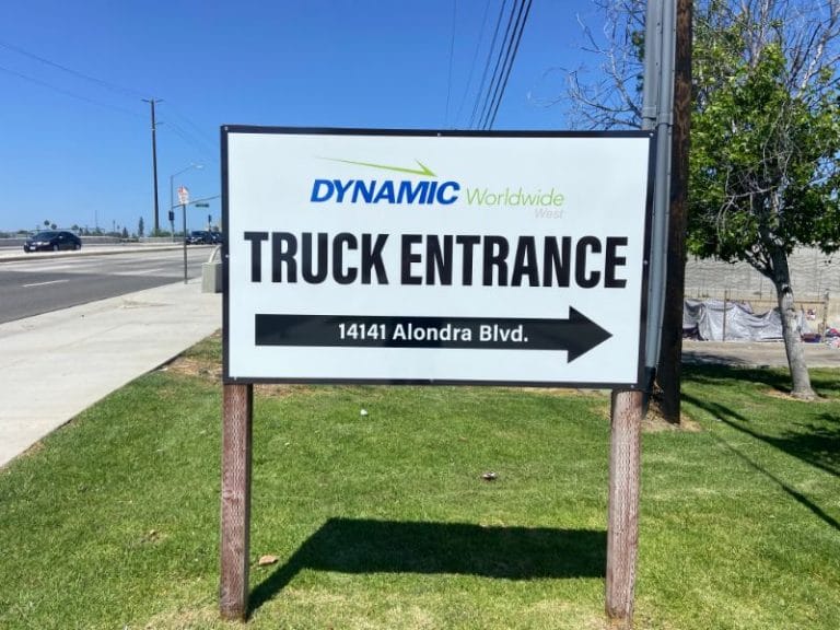 Signs and Graphics for Warehouses in L.A.