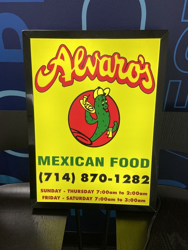 Color white color backlit sign printing in buena park, ca