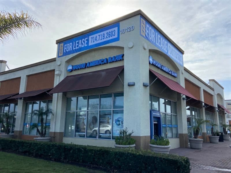 For Lease Banners in Garden Grove CA