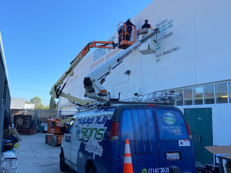 vinyl wall graphics installations in monrovia, ca