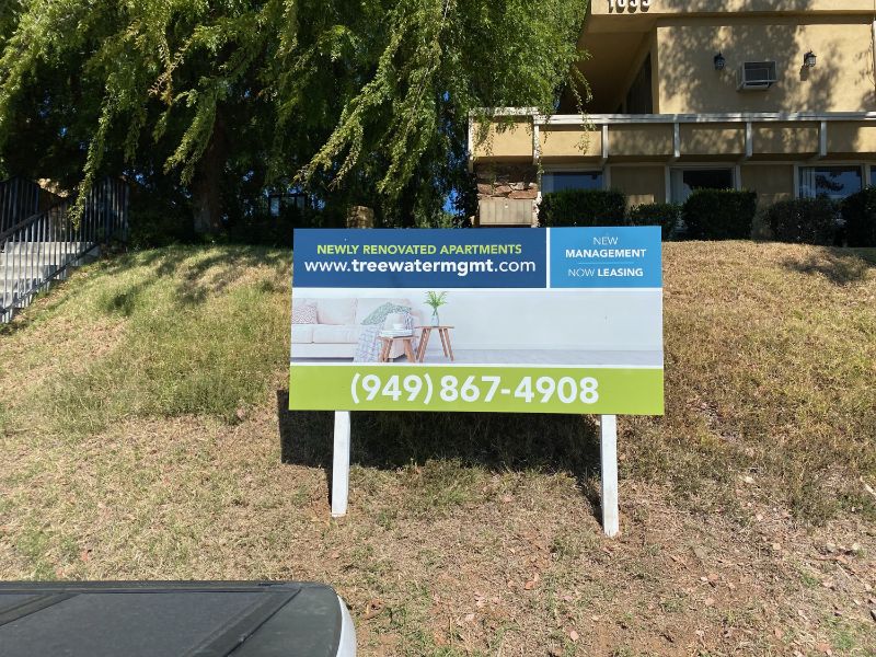 Commercial Real Estate For Lease Signs in Orange County CA
