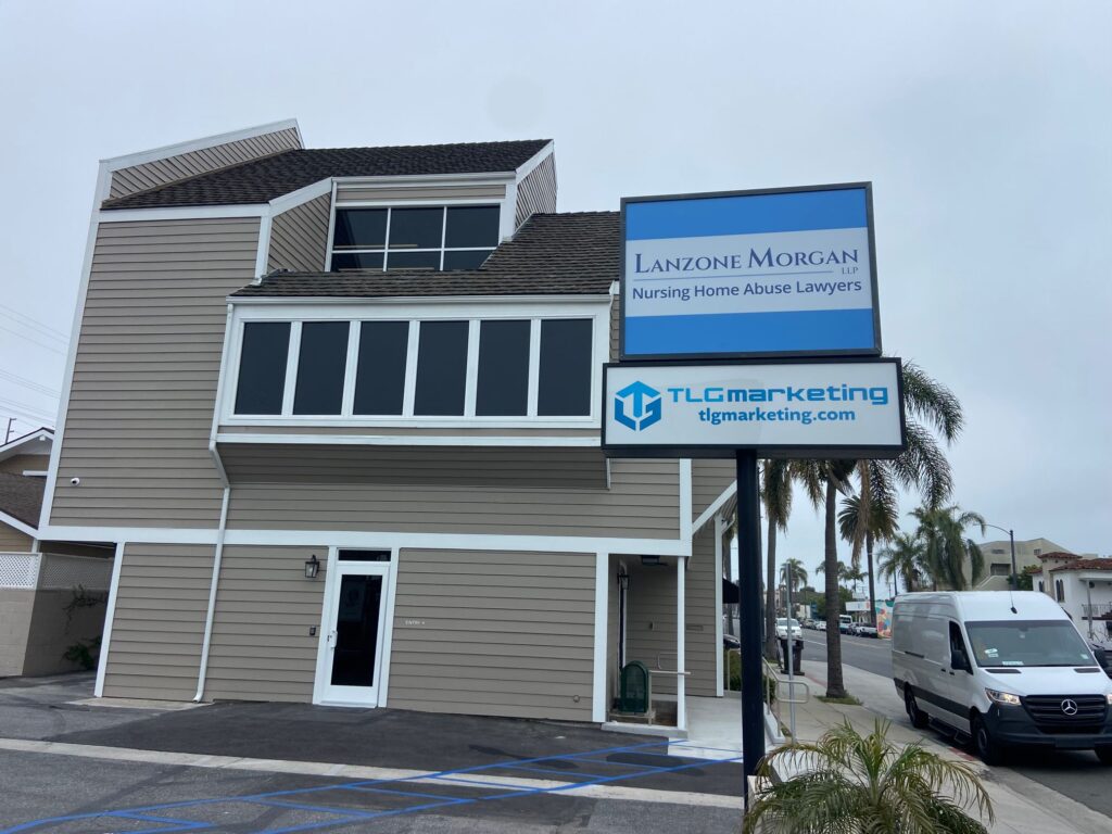 new pylon sign graphics and faces in long beach, ca