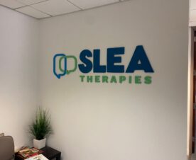 acrylic lobby signs in los angeles, ca
