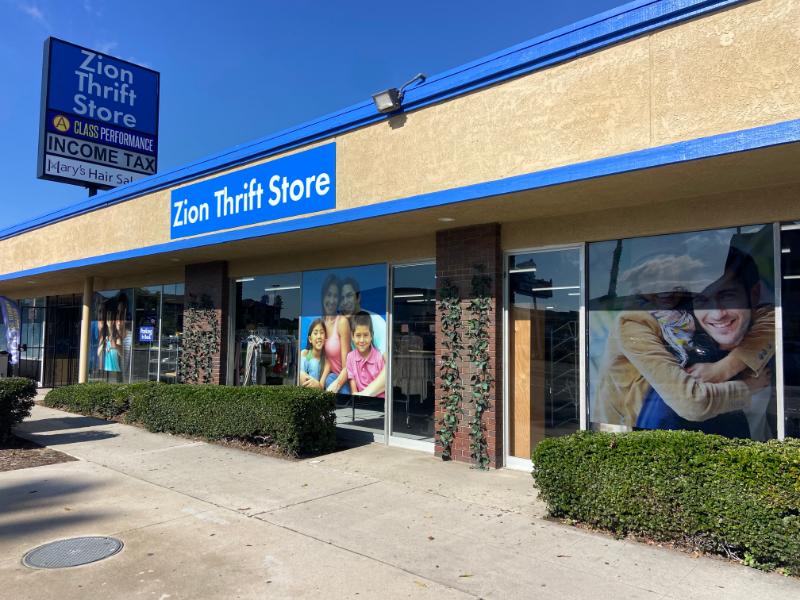 custom designed building and pylon signs in anaheim, ca