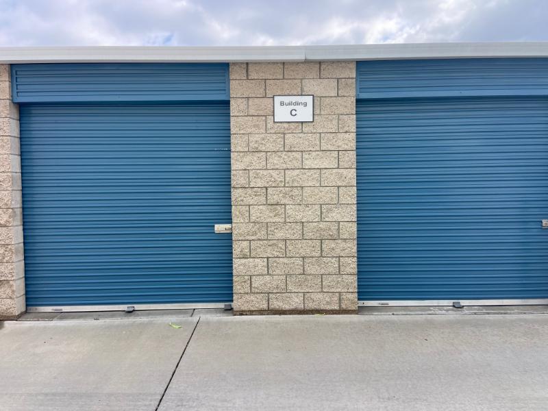building identifier signs for commercial buildings in anaheim, ca