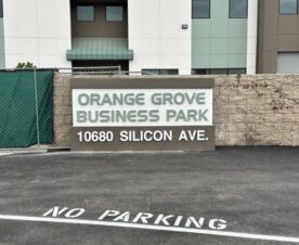 los angeles, ca monument sign lettering