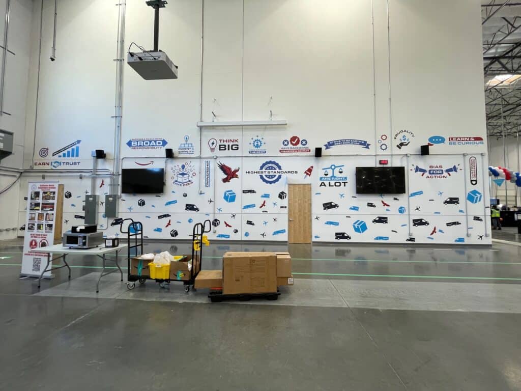 vinyl wall decals and graphics for warehouses in orange county, ca