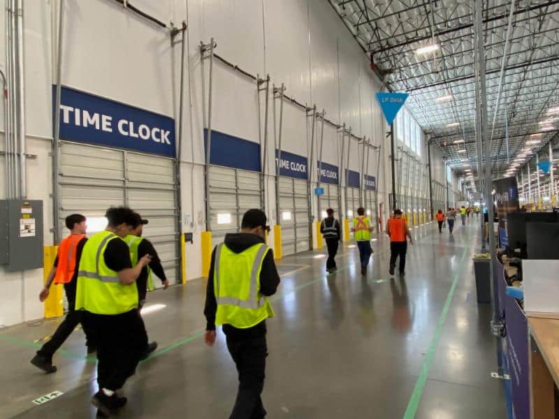 custom warehouse signs and graphics in riverside county, ca