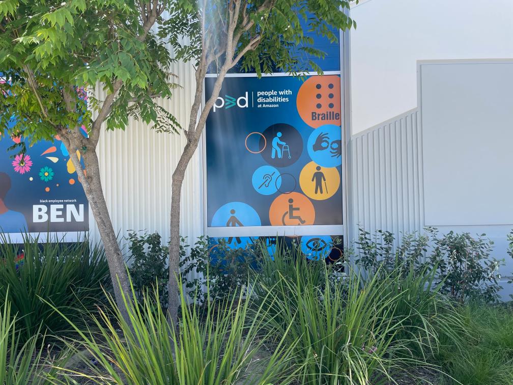 custom window graphics for businesses in eastvale, ca