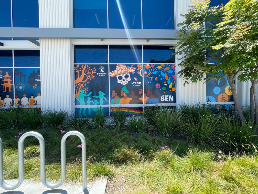 eye catching window graphics for storefronts in eastvale, ca