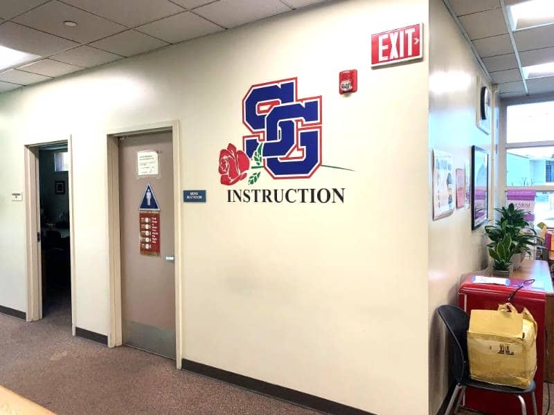 Custom wall graphics and decal designs for schools in los angeles, ca