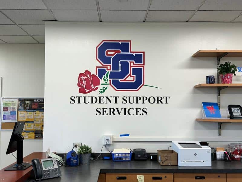 wall decals and lettering for schools in los angeles, ca